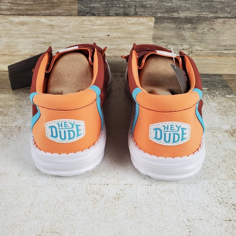 Hey Dude new without